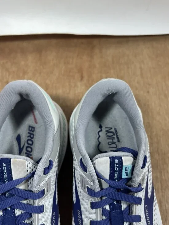 Brooks Adrenaline GTS 22 Womens Size 9.5 Grey Running Shoes - Picture 7 of 9
